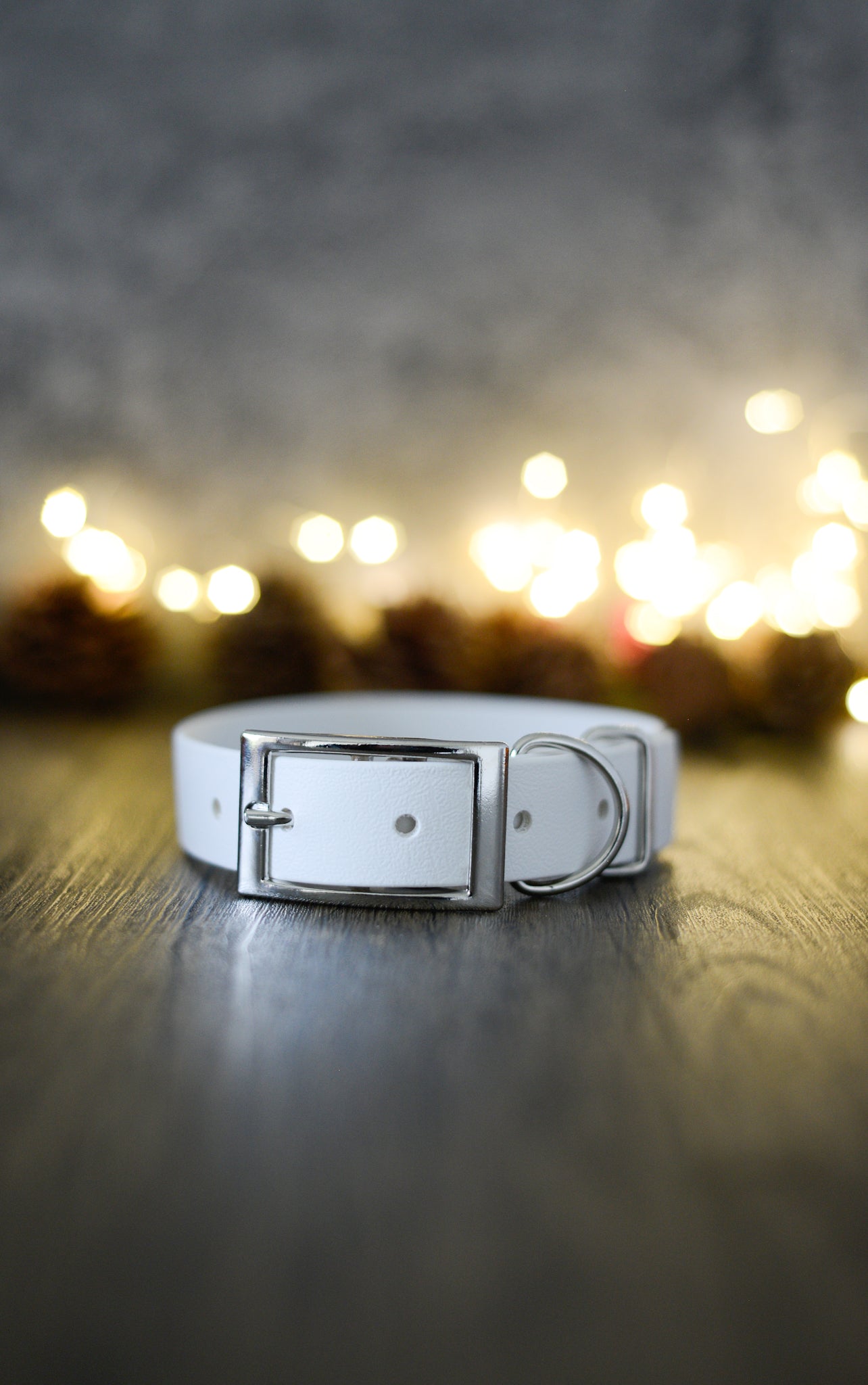 Snow White - Explorer Collar