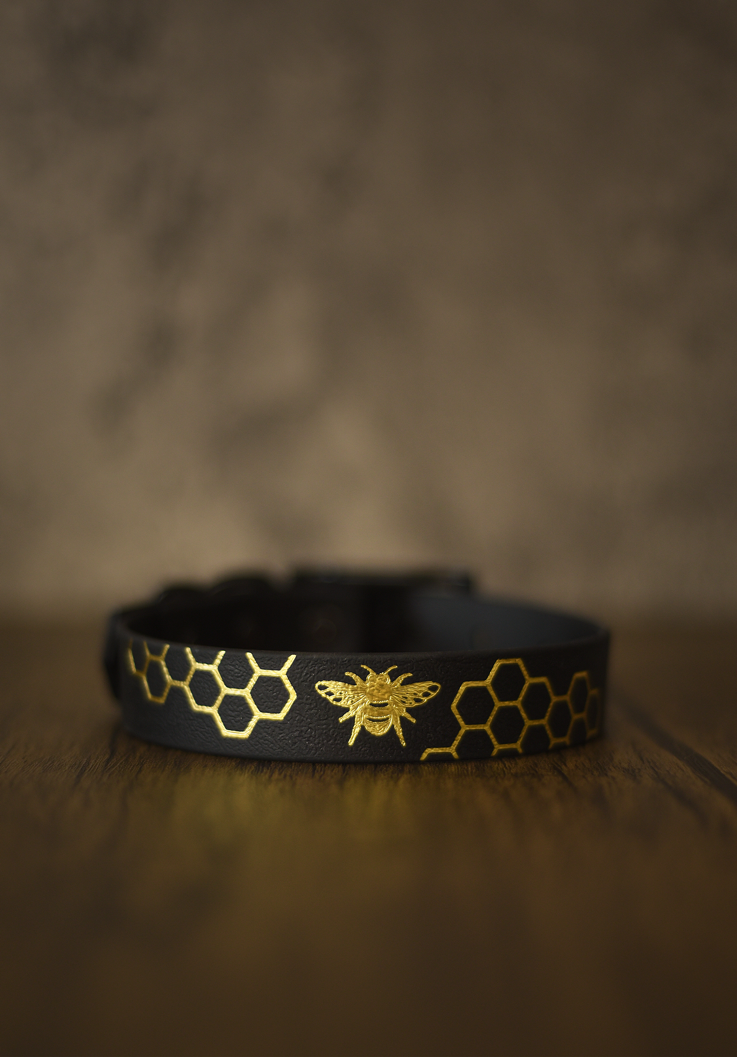 The Bees Knees - Foil Embossed Explorer Collar