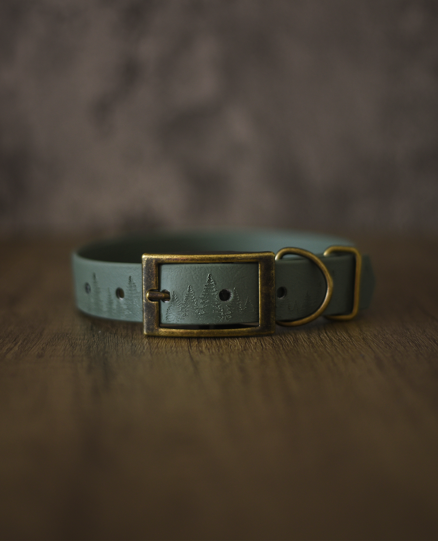 Forest Haven - Embossed Explorer Collar