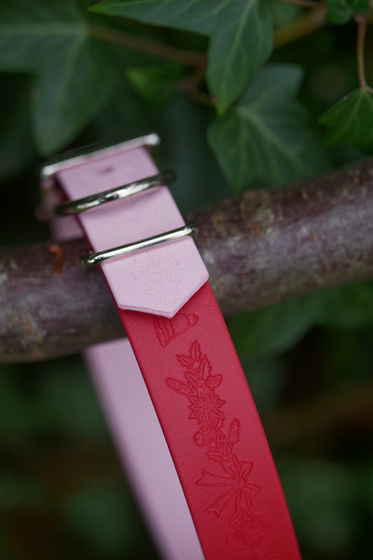 Yuletide - Embossed Arrow Collar