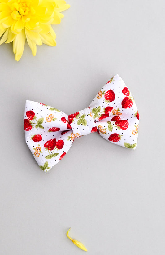 Strawberries and Cream - Luxury Bow Tie