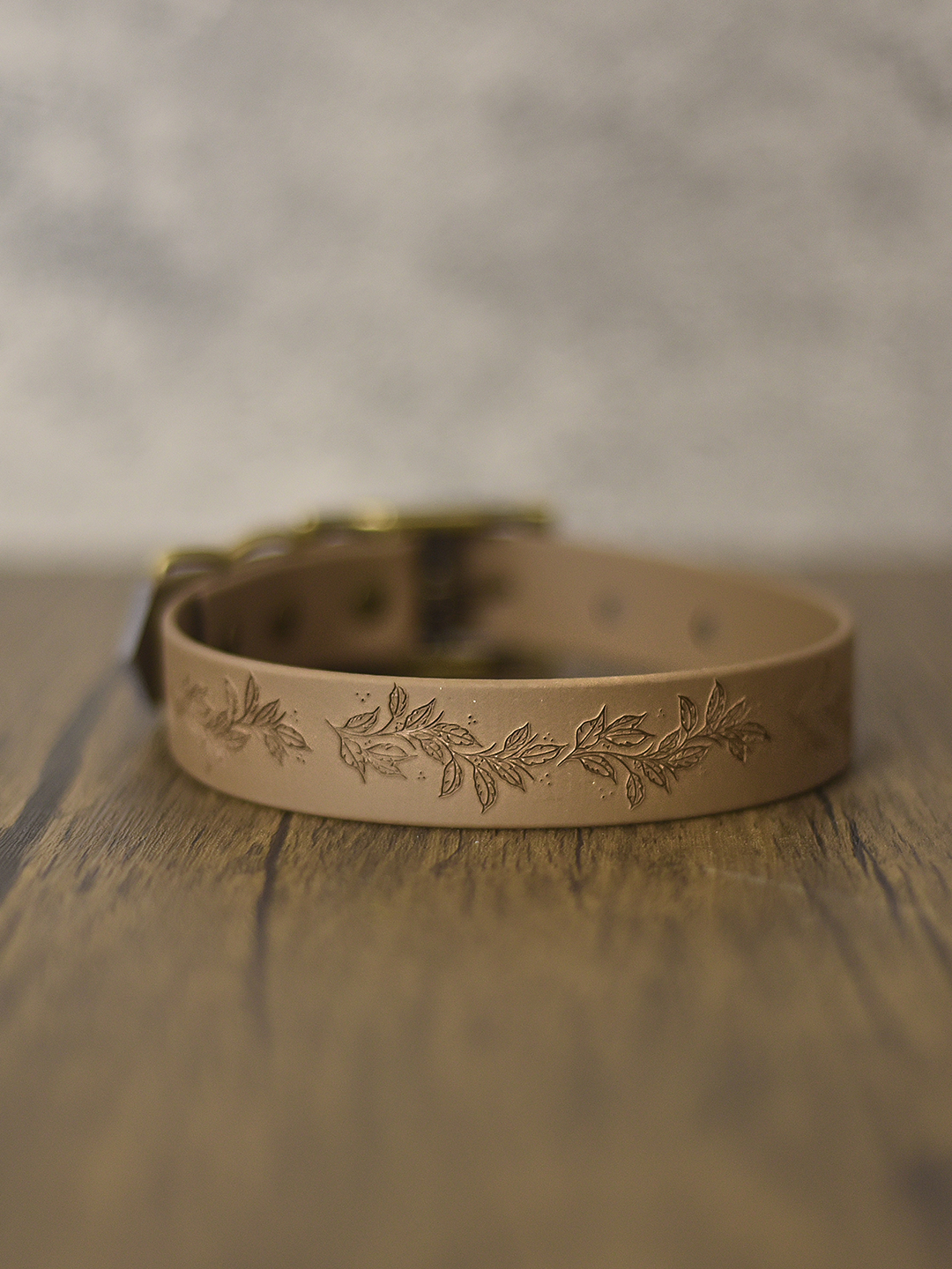 Woodland Charm (Coyote) - Embossed Explorer Collar